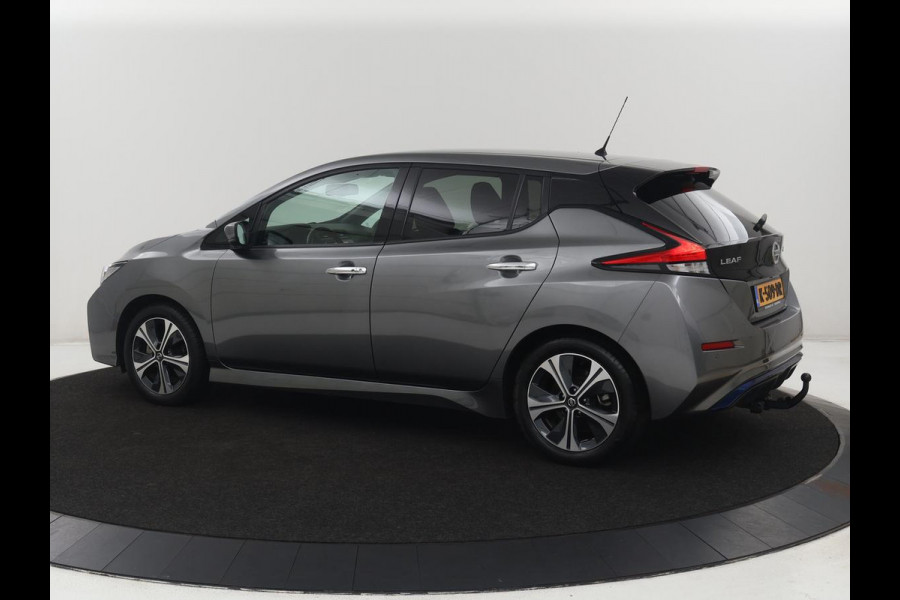 Nissan Leaf N-Connecta 40 kWh | SOH 94.3% | Stuur/stoel verwarming | Adaptive cruise | 360 camera | Dodehoek detectie | Full LED | Navigatie | Carplay |