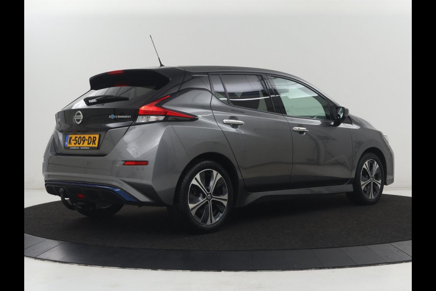 Nissan Leaf N-Connecta 40 kWh | SOH 94.3% | Stuur/stoel verwarming | Adaptive cruise | 360 camera | Dodehoek detectie | Full LED | Navigatie | Carplay |