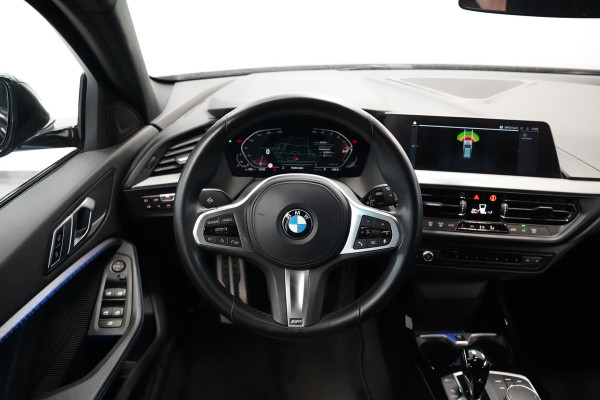 BMW 1-serie 120i M-Sport Navigatie Full-led 24 Maanden garantie* (Vraag naar de voorwaarden)