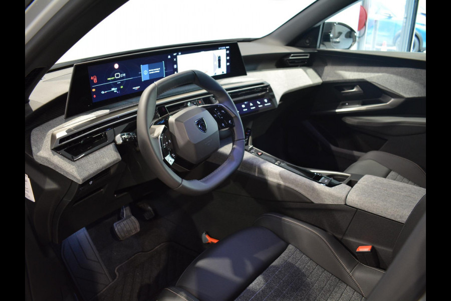 Peugeot E-3008 Allure Avantage 210 73 kWh | Camera | Stoelverwarming | 19 inch velgen