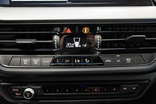 BMW 1-serie 120i M-Sport Navigatie Full-led 24 Maanden garantie* (Vraag naar de voorwaarden)