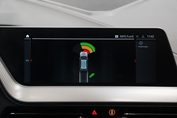 BMW 1-serie 120i M-Sport Navigatie Full-led 24 Maanden garantie* (Vraag naar de voorwaarden)