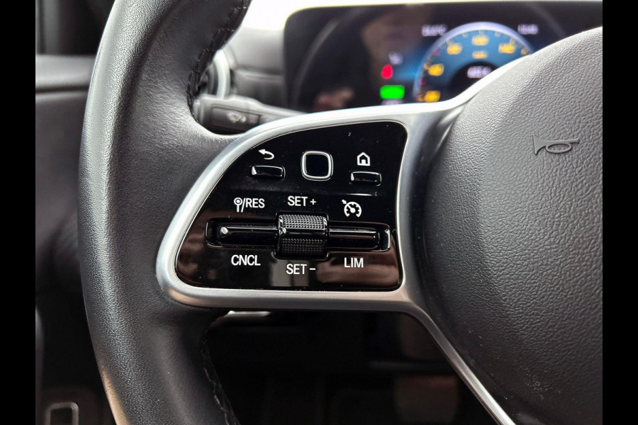 Mercedes-Benz A-Klasse 250 e Plug-In Hybrid CAMERA | 1/2 LEER | FULL-LED | NAVI