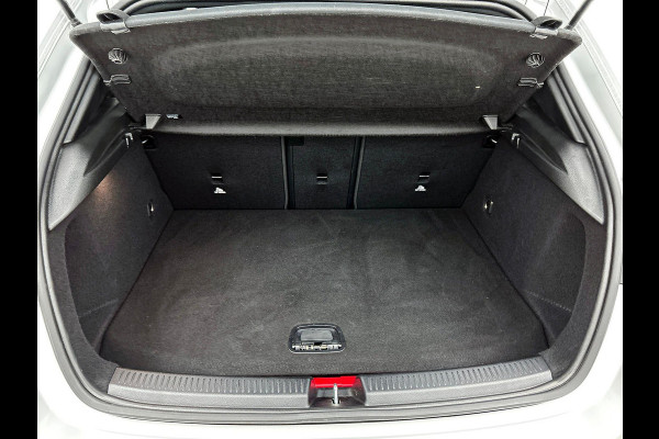 Mercedes-Benz A-Klasse 250 e Plug-In Hybrid CAMERA | 1/2 LEER | FULL-LED | NAVI