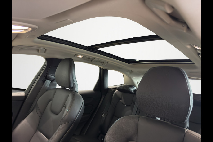 Volvo XC60 T8 Aut. Long Range Ultimate Bright ACC Luchtvering 360camera 455pk