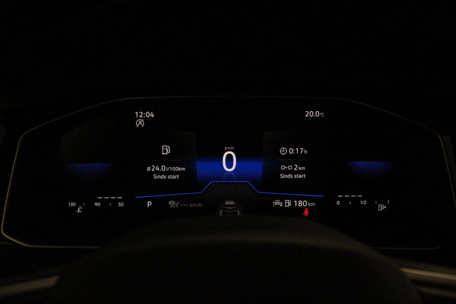 Volkswagen Polo 1.0 TSI DSG R-Line Panorama dak Navigatie App Connect Climate Control Parkeer sensoren Camera Cruise control adaptive Lichtmetalen velgen