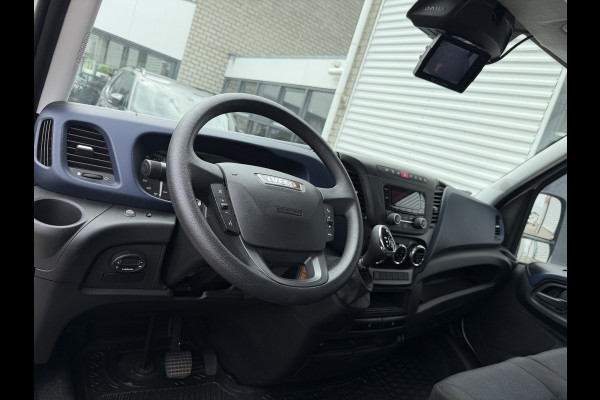 Iveco Daily 35S14 2.3 himatic automaat / euro 6 / bpm vrij / geen tol plicht ! / lease vanaf € 424 / bakwagen met laadklep / climate control / zijdeur / 410 cm L x 210 cm B x 200 cm H