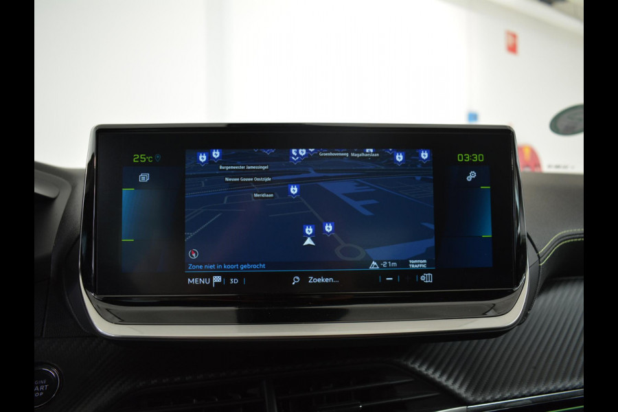 Peugeot e-2008 EV GT 50 kWh | Apple CarPlay / Android Auto | Keyless Entry | Parkeersensoren voor en achter |