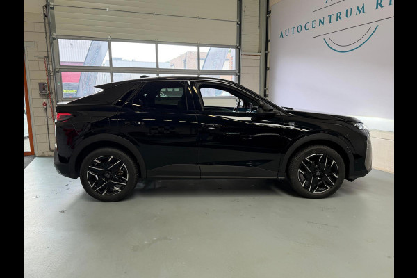 Peugeot 3008 1.2 Hybrid 145 GT 360 Camera, Massage, Stoel/stuur achterbank verwarming, Navi,