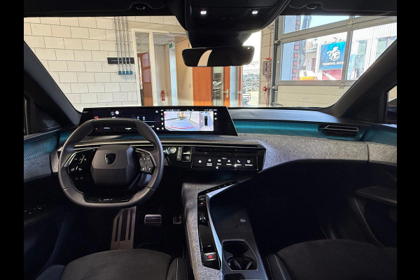 Peugeot 3008 1.2 Hybrid 145 GT 360 Camera, Massage, Stoel/stuur achterbank verwarming, Navi,