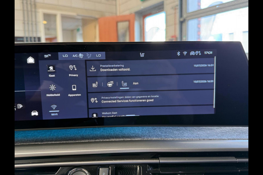 Peugeot 3008 1.2 Hybrid 145 GT 360 Camera, Massage, Stoel/stuur achterbank verwarming, Navi,