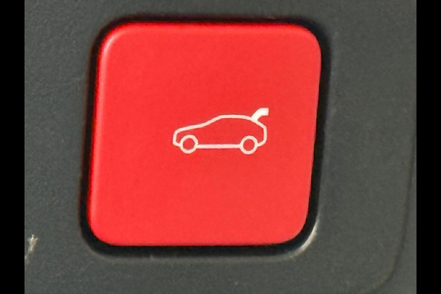 Peugeot 3008 1.2 Hybrid 145 GT 360 Camera, Massage, Stoel/stuur achterbank verwarming, Navi,