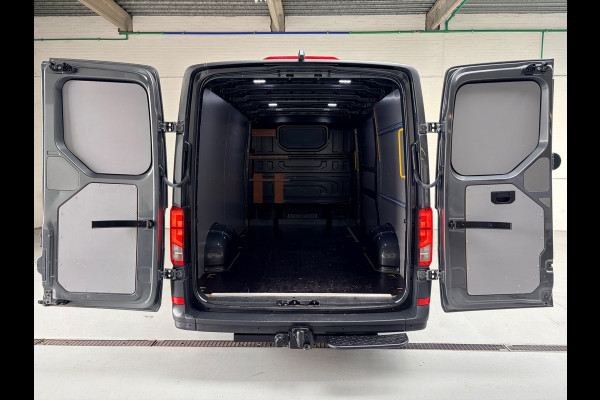 Volkswagen Crafter Automaat DSG 35 2.0 TDI 177pk euro6 L3H2 oude L2H1 Highline, Trekhaak 3000kg, RIJKLAARPRIJS Nederlandse Bus!