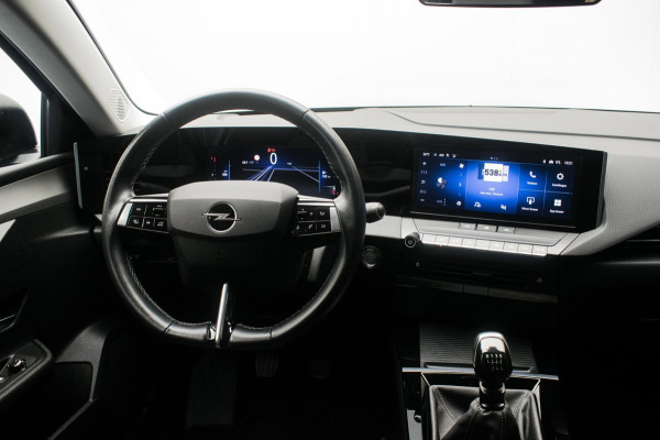Opel Astra 1.2 Turbo Black Edition NL-auto [ Full LED Carplay 1e Eigenaar Keyless Start Digital Dashboard Parkeersensoren ]