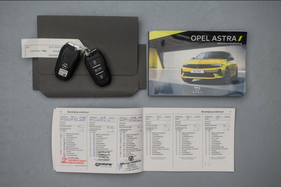 Opel Astra 1.2 Turbo Black Edition NL-auto [ Full LED Carplay 1e Eigenaar Keyless Start Digital Dashboard Parkeersensoren ]