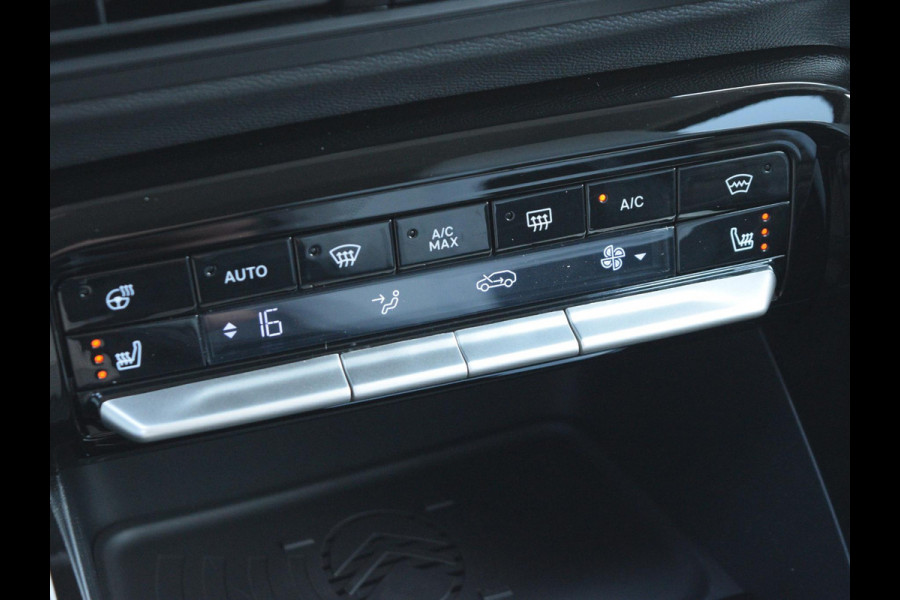 Citroën ë-C3 Max 113pk Comfort Range 44 kWh | VOORRAAD | STOELVERWARMING | VERWARMDE VOORRUIT | VERWARMD STUURWIEL | 17" LM VELGEN | NAVI | CLIMATE CONTROL |