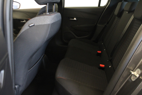 Peugeot 208 1.2 PureTech Active Pack |Navi|