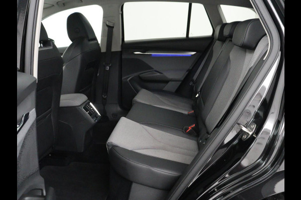 Škoda Enyaq iV 60 | SOH 91.5% | Panoramadak | Adaptive cruise | Stuur/stoel verwarming | Half Leder | Carplay | Park assist | Sfeerverlichting | Climate control |