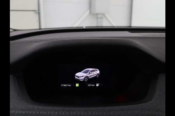 Škoda Enyaq iV 60 | SOH 91.5% | Panoramadak | Adaptive cruise | Stuur/stoel verwarming | Half Leder | Carplay | Park assist | Sfeerverlichting | Climate control |