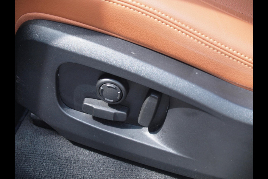Jaguar F-Pace 2.0 P400e PHEV SE R-Dynamic | Panoramadak | Camera | Meridian | Leer | NL-Auto |