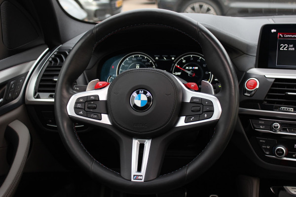 BMW X3 M / Trekhaak / Panoramadak / 360Camera / Head-up / Leder / Harman Kardon / 20'' / Stoelverwarming / Dodehoek / DAB / ACC