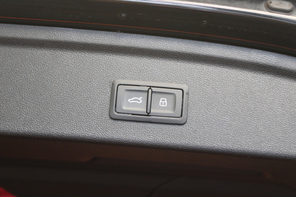 Audi A3 Sportback 30 TFSI edition one |Stoelverw.|ACC|Navi|
