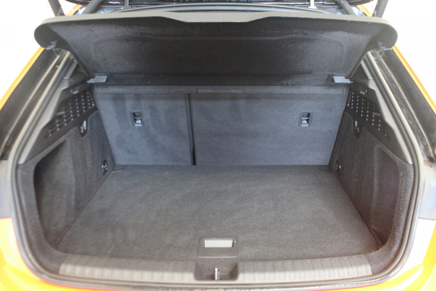 Audi A3 Sportback 30 TFSI edition one |Stoelverw.|ACC|Navi|