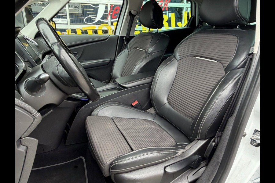 Renault Scénic 1.3 TCe Bose - Automaat I Navigatie I Airco I Sport pakket I LED I PDC I 1/2 Leer I Dealer onderhouden