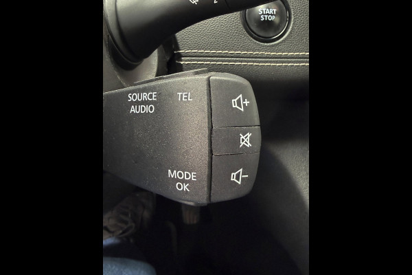 Renault Scénic 1.3 TCe Bose - Automaat I Navigatie I Airco I Sport pakket I LED I PDC I 1/2 Leer I Dealer onderhouden