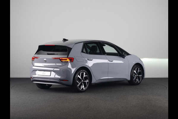 Volkswagen ID.3 Life 50 kWh accu 125 kW / 170 PK Hatchback Elektri Achteruitrijcamera | Carplay
