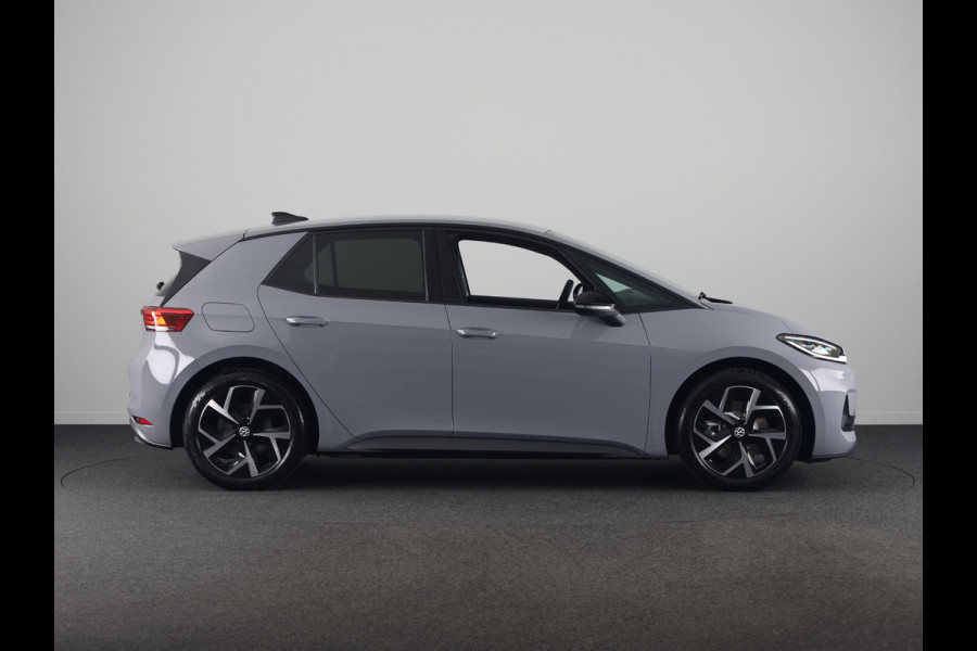 Volkswagen ID.3 Life 50 kWh accu 125 kW / 170 PK Hatchback Elektri Achteruitrijcamera | Carplay