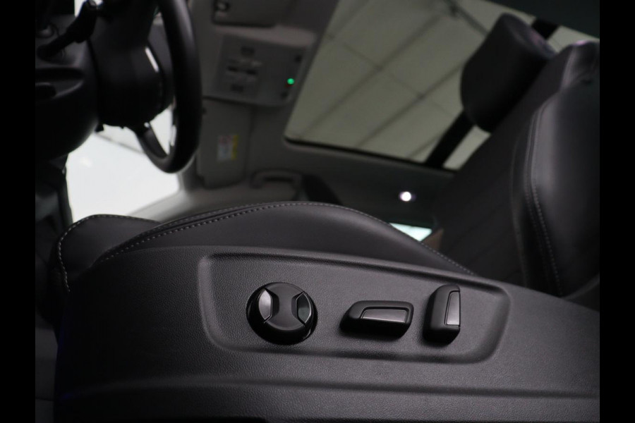 Škoda Kodiaq 1.5 TSI Business Edition Plus | Panoramadak | Memory | Half Leder | Adaptive cruise | Stoelverwarming | Park assist | Camera | Carplay | Sfeerverlichting