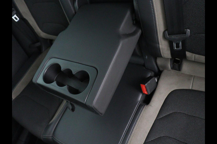 Škoda Kodiaq 1.5 TSI Business Edition Plus | Panoramadak | Memory | Half Leder | Adaptive cruise | Stoelverwarming | Park assist | Camera | Carplay | Sfeerverlichting