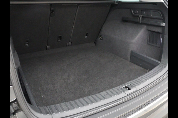 Škoda Kodiaq 1.5 TSI Business Edition Plus | Panoramadak | Memory | Half Leder | Adaptive cruise | Stoelverwarming | Park assist | Camera | Carplay | Sfeerverlichting