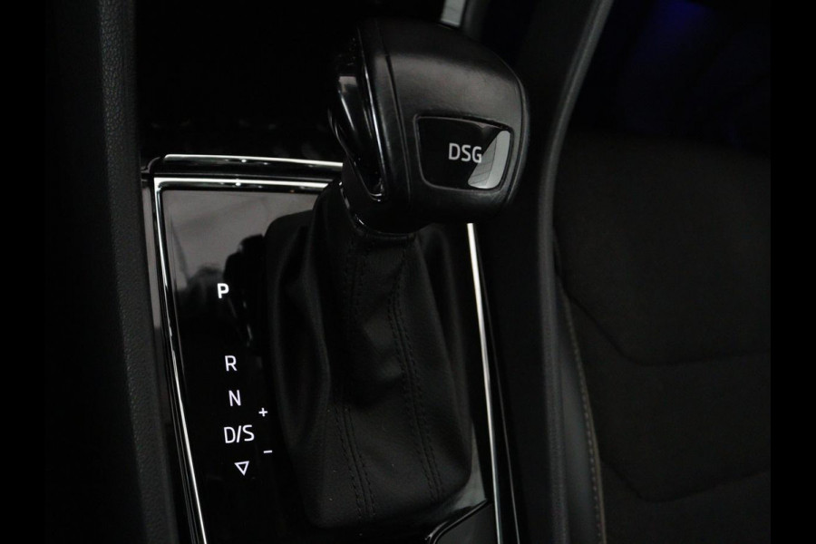 Škoda Kodiaq 1.5 TSI Business Edition Plus | Panoramadak | Memory | Half Leder | Adaptive cruise | Stoelverwarming | Park assist | Camera | Carplay | Sfeerverlichting