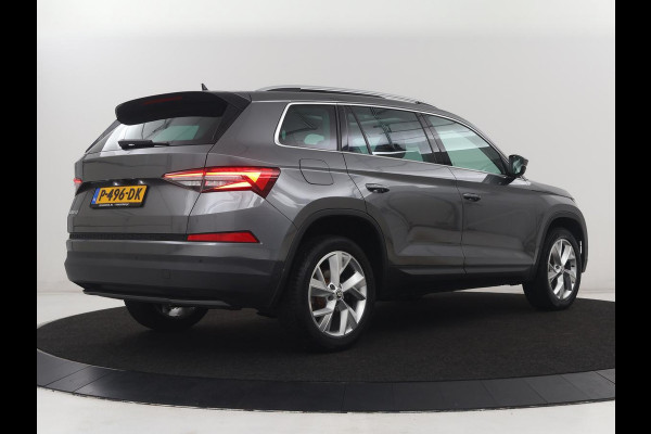 Škoda Kodiaq 1.5 TSI Business Edition Plus | Panoramadak | Memory | Half Leder | Adaptive cruise | Stoelverwarming | Park assist | Camera | Carplay | Sfeerverlichting