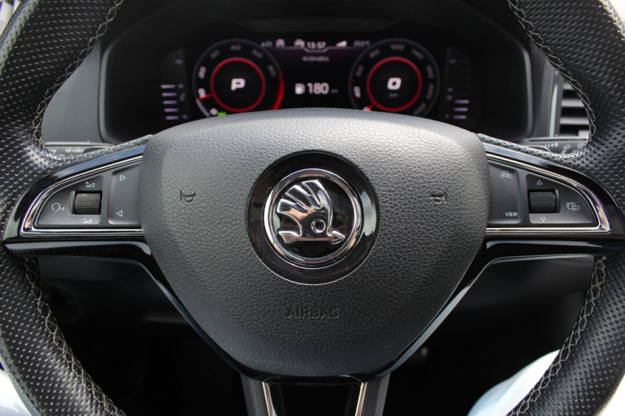 Škoda Karoq 2.0 TSI 4x4 Sportline Business / NL Auto! / Trekhaak / Panoramadak / Camera / CarPlay / Keyless / 19'' / DAB / Cruise Control