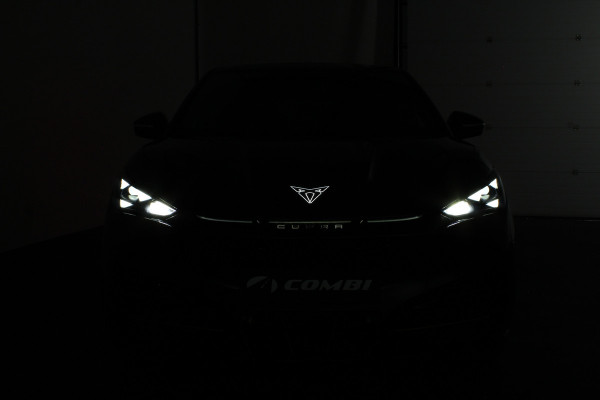 CUPRA Tavascan VZ Adrenaline 82 kWh > 340pk/Veel opties!/Sennheiser/Winterpakket/Urano Gray