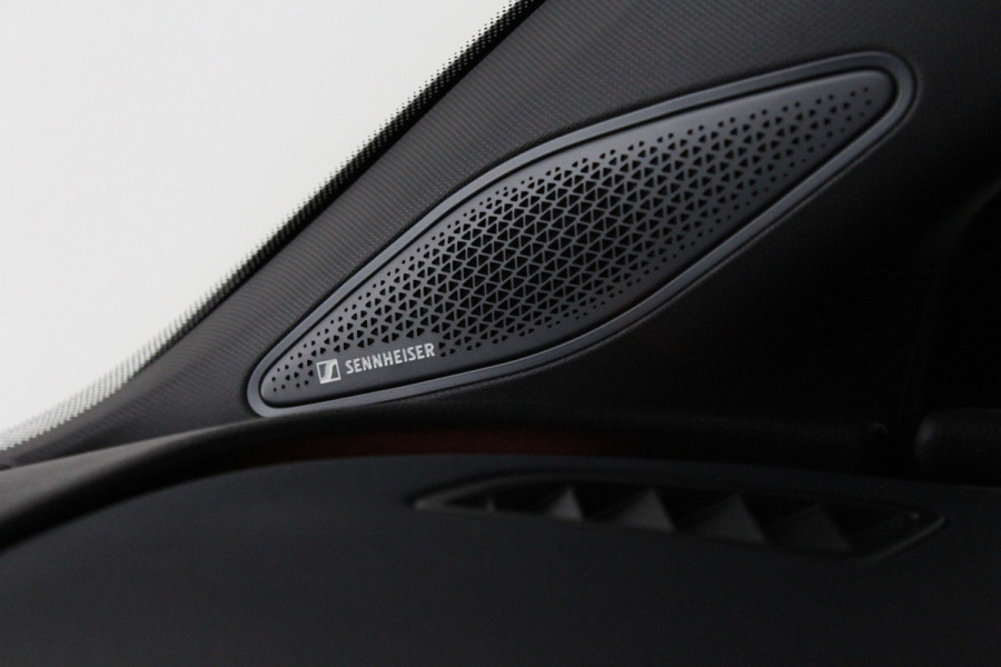 CUPRA Tavascan VZ Adrenaline 82 kWh > 340pk/Veel opties!/Sennheiser/Winterpakket/Urano Gray