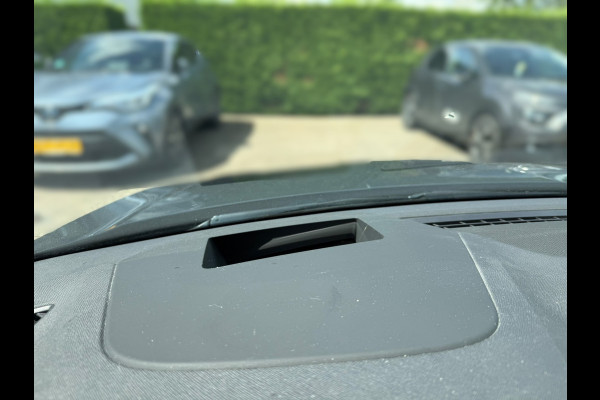 Škoda Octavia Combi 1.5 e-TSI Business Edition Plus | Stoelverwarming | Head-Up Display | Memory Seat | Keyless | Navigatie | Parkeersensoren | Cruise Control | Apple Carplay | Camera | Ambiance Verlichting |