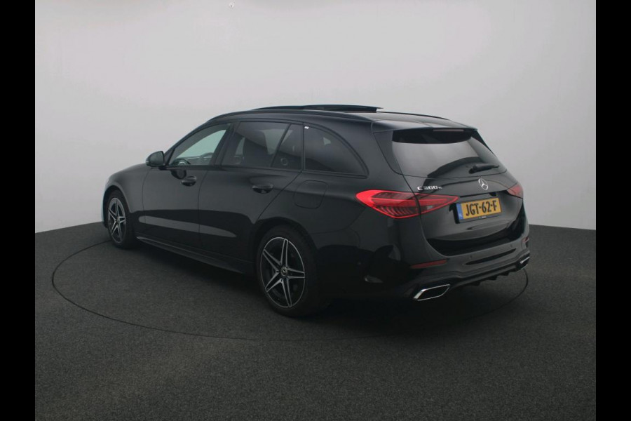 Mercedes-Benz C-Klasse Estate 300 e Business Solution AMG AMG Line | Night Pakket | Panorama Schuif-Kanteldak | Parkeerpakket met 360°-camera | Alarm Klasse 3. Inclusief 24 maanden Mercedes-Benz Certified garantie voor Europa.