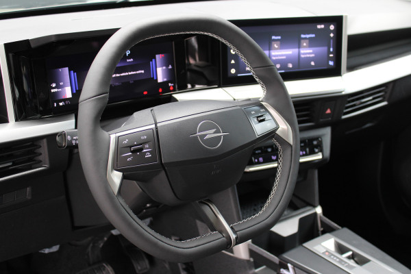 Opel Frontera 1.2 Turbo Hybrid Ultimate 7p. | Keyless Entry & Start | Winterpack | BLIS | Achteruitrijcamera