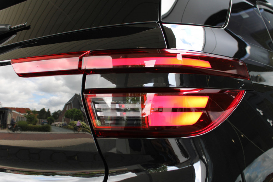 Opel Frontera 1.2 Turbo Hybrid Ultimate 7p. | Keyless Entry & Start | Winterpack | BLIS | Achteruitrijcamera