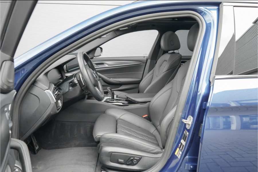 BMW 5 Serie Touring 530e M-Sport Pano ACC H/K Laser 360° 20"