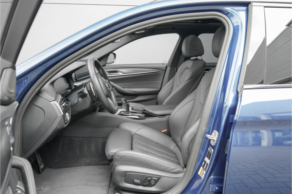 BMW 5 Serie Touring 530e M-Sport Pano ACC H/K Laser 360° 20"