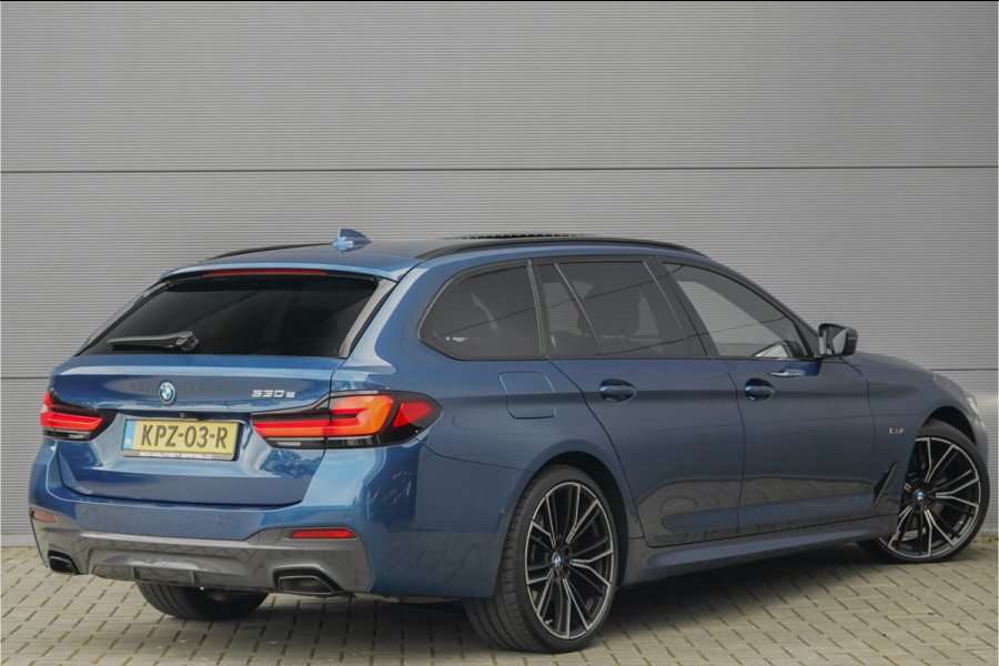 BMW 5 Serie Touring 530e M-Sport Pano ACC H/K Laser 360° 20"