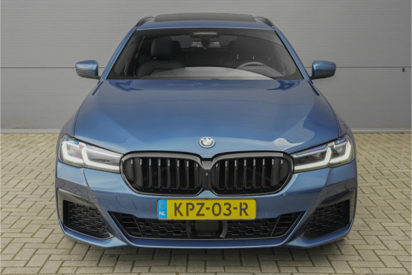BMW 5 Serie Touring 530e M-Sport Pano ACC H/K Laser 360° 20"