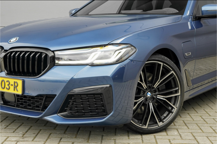 BMW 5 Serie Touring 530e M-Sport Pano ACC H/K Laser 360° 20"