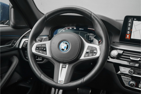 BMW 5 Serie Touring 530e M-Sport Pano ACC H/K Laser 360° 20"