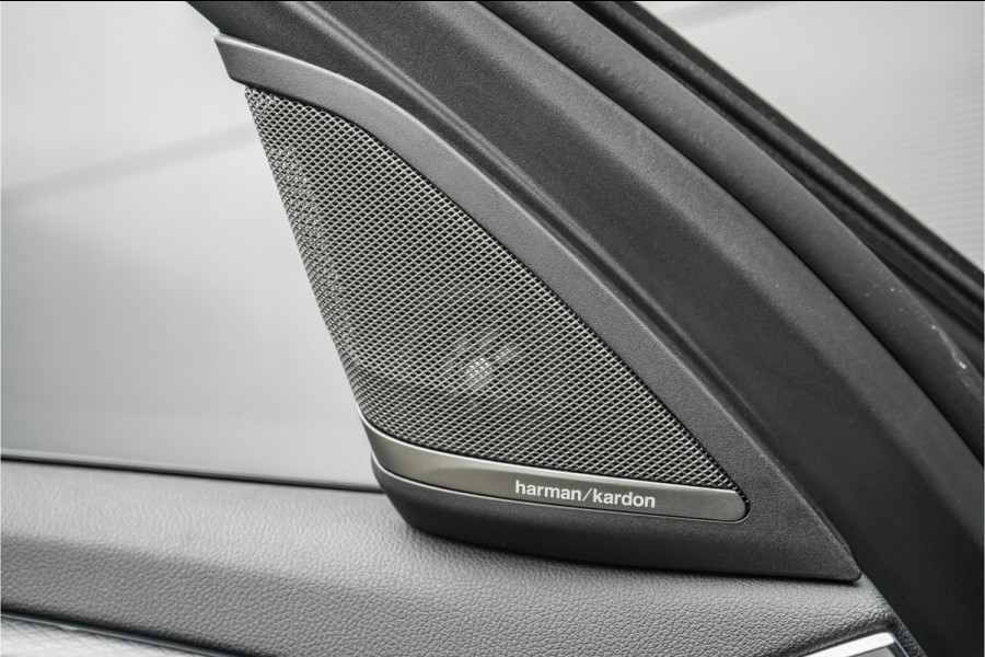 BMW 5 Serie Touring 530e M-Sport Pano ACC H/K Laser 360° 20"